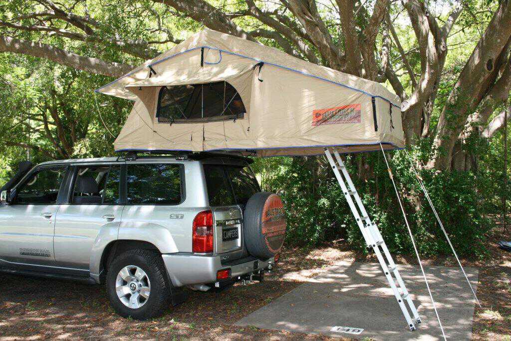 setting up 6 Camper Trailers & Rooftop Tents