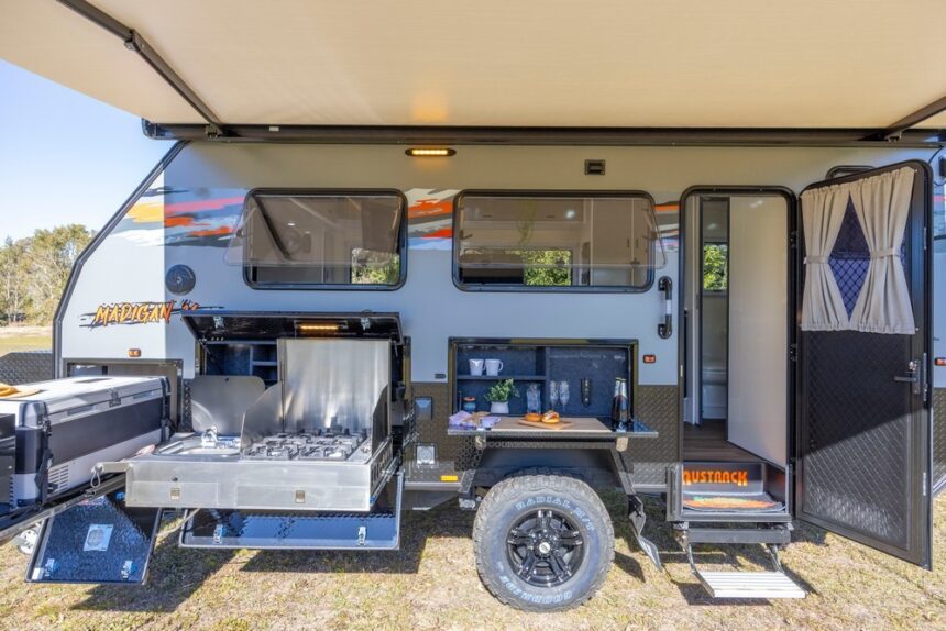 Madigan 16 Couples Hybrid Offroad Caravan - Image 4