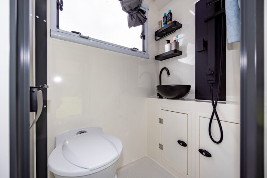 Gibb 14 Hybrid Offroad Caravan - Image 8
