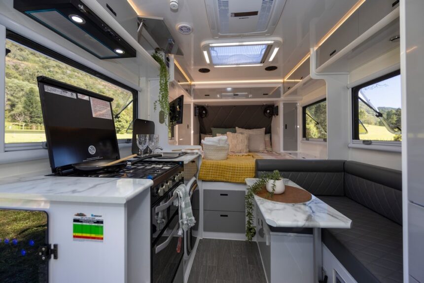 Gibb 16 Couples Hybrid Offroad Caravan - Image 7