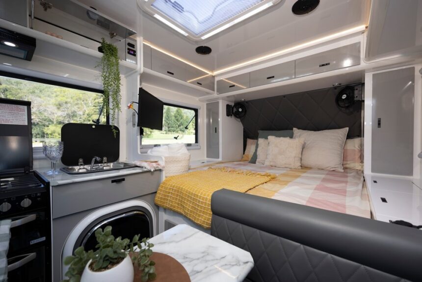 Gibb 16 Couples Hybrid Offroad Caravan - Image 34