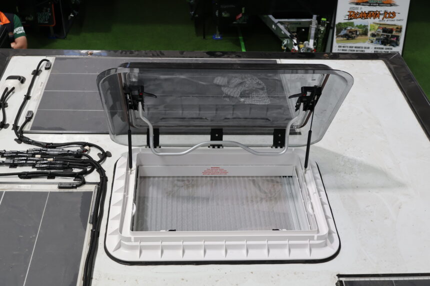 Austrack Skylight 700 x 500 - Image 3