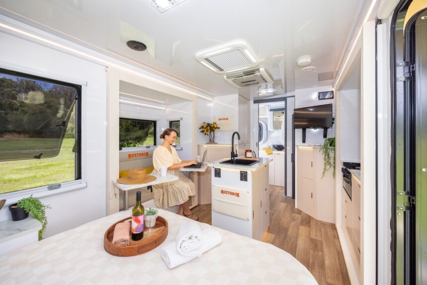 Canning X19 Couples Hybrid Offroad Caravan - Image 11
