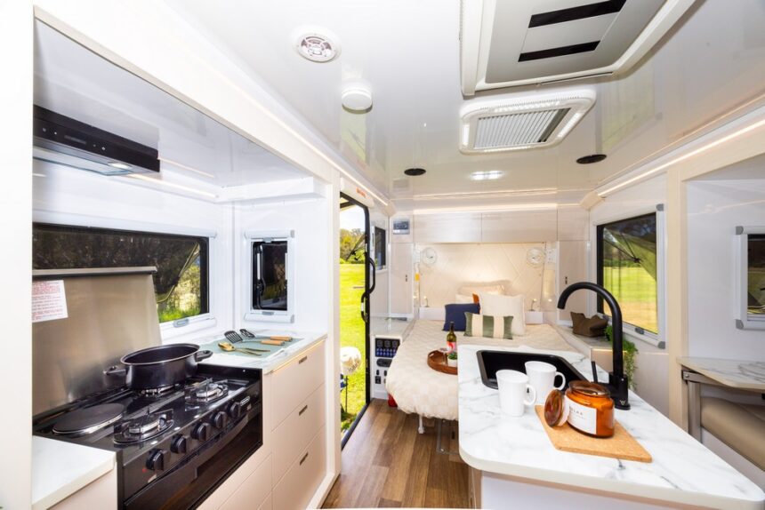 Canning X19 Couples Hybrid Offroad Caravan - Image 33
