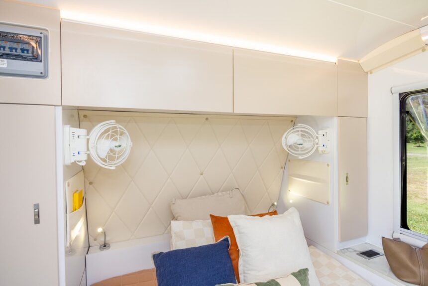 Canning X19 Couples Hybrid Offroad Caravan - Image 41