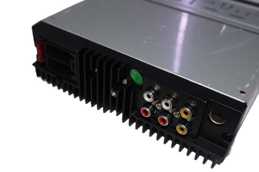Austrack Single DIN Stereo and DVD Player - Image 3