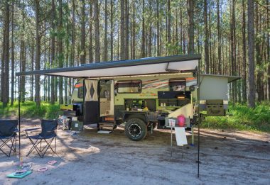 Madigan 15B Hybrid Offroad Camper with Bunks